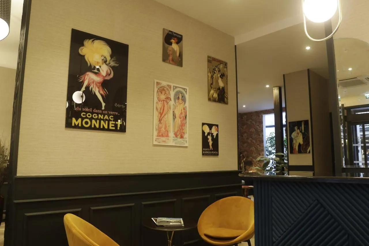 Moris Grands Boulevards Otel 3*